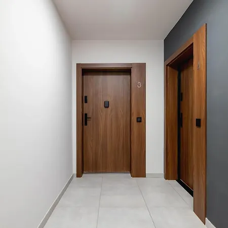 Exclusive With Parking By Renters Prestige *