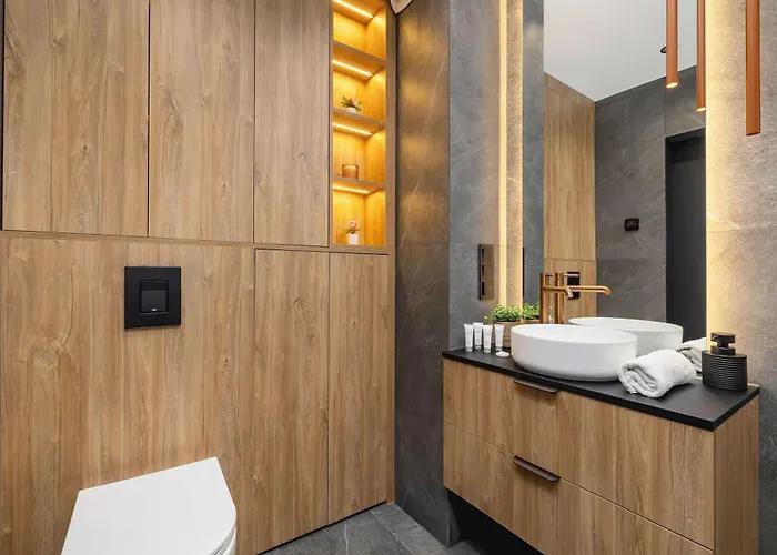 Apartment Exclusive With Parking By Renters Prestige *