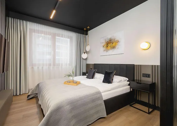 Exclusive With Parking By Renters Prestige *